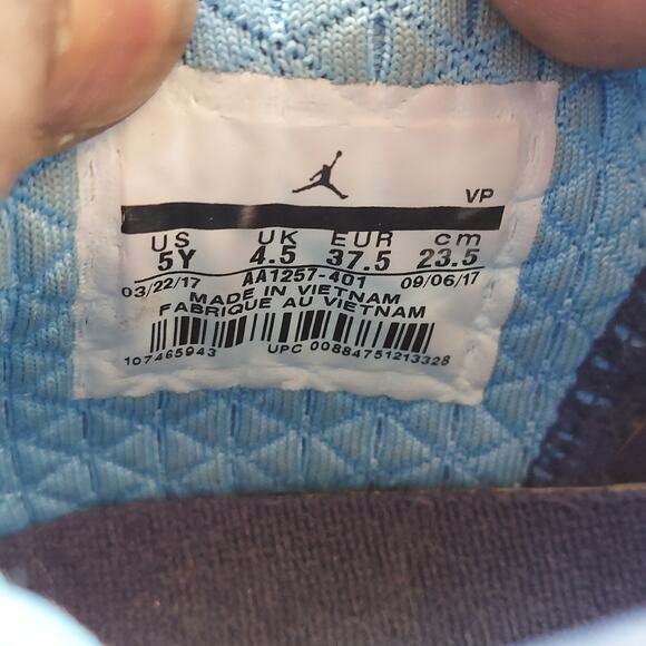 Nike Air Jordan 32 Low Win Like 82 University Blue Youth 5Y AA1257-401 - Picture 11 of 11